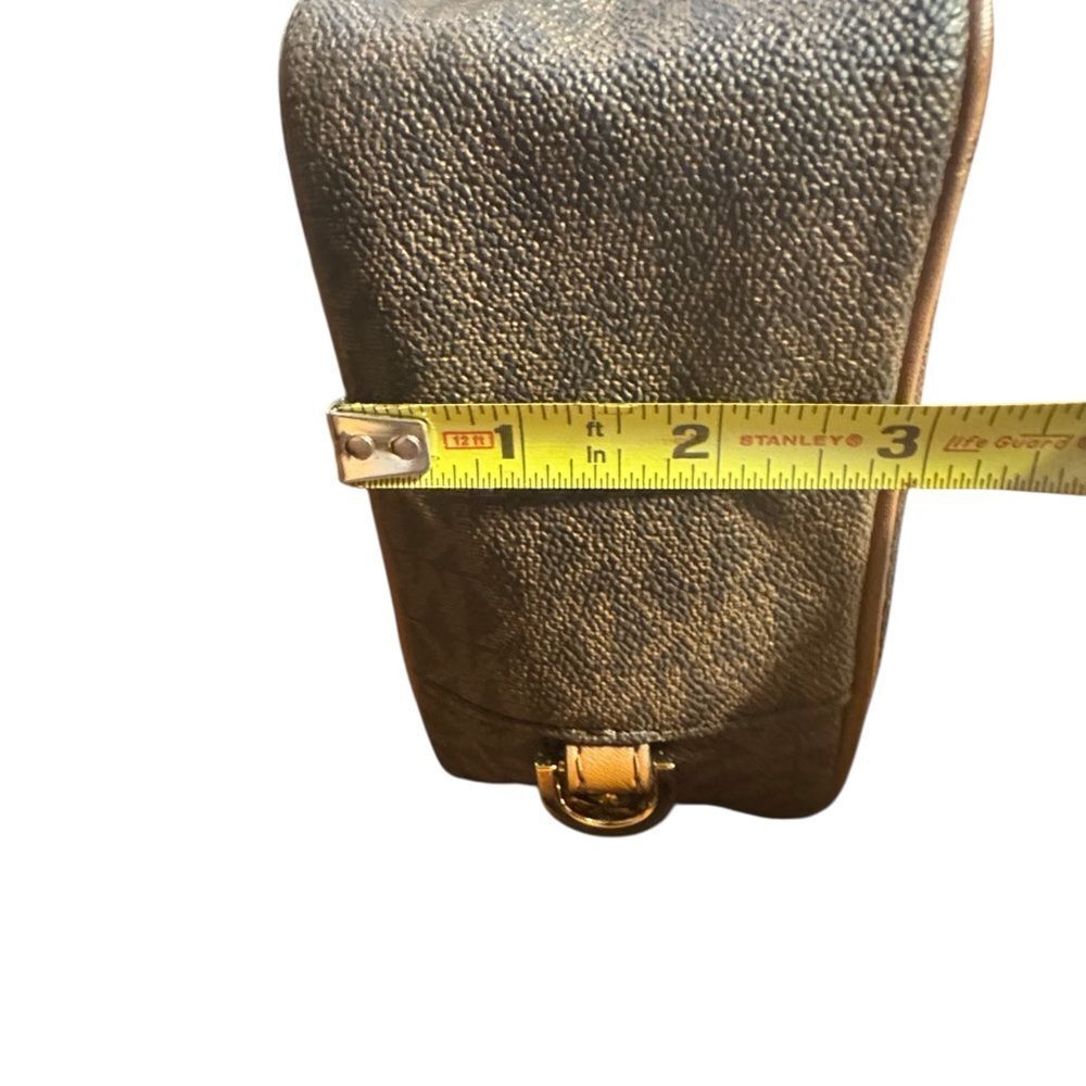 Michael Kors Kenly Large Logo Crossbody Bag Unisex - Picture 11 of 12